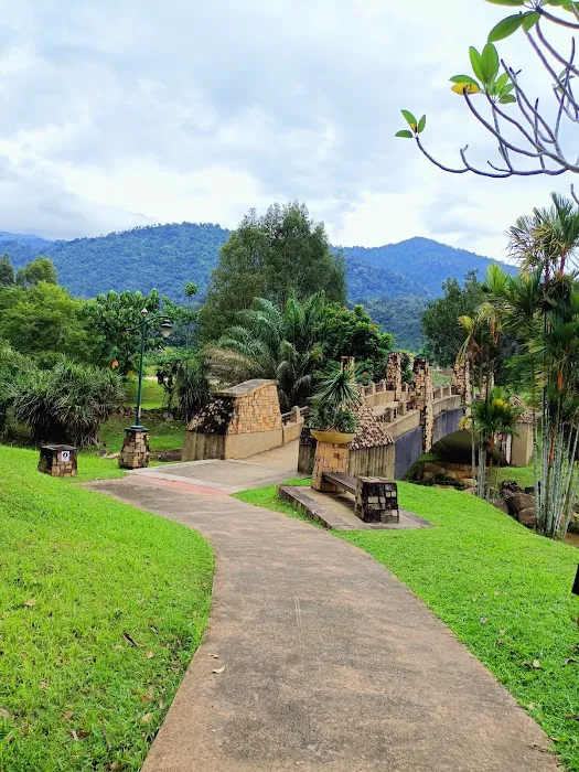 Taman Tasik Embayu Proton City Picture 7