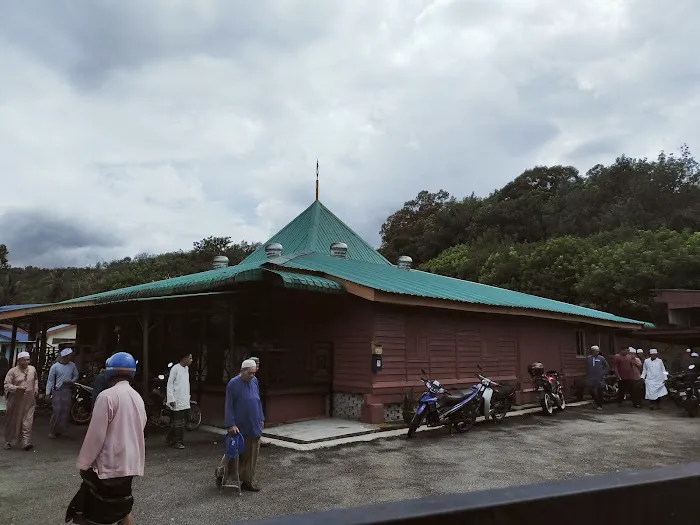 Masjid Kg. Hulu Rening Picture 4