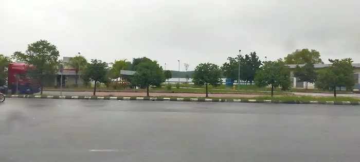 Surau Plaza Tol SKVE Saujana Putra Picture 2