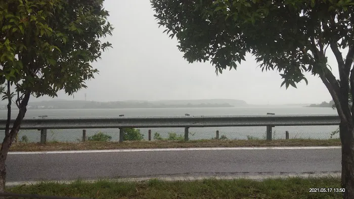 Surau Plaza Tol SKVE Saujana Putra Picture 4