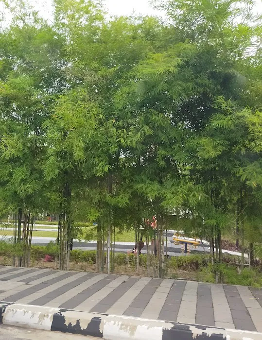 Pekan Sungai Besi Community Park Picture 5
