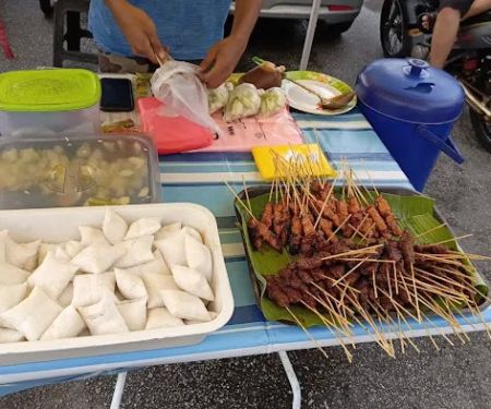 Satay Askar Batu Muda