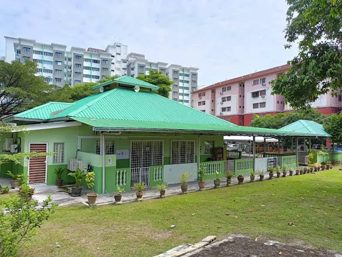 Surau Al-Makmur, Tmn Bkt Mewah Fasa 9 Picture 2