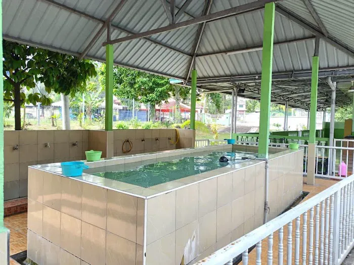 Surau Al-Makmur, Tmn Bkt Mewah Fasa 9 Picture 1