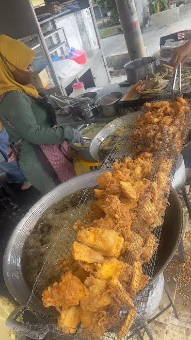 Pisang Goreng Atok Deriey & Opah Dah Picture 1
