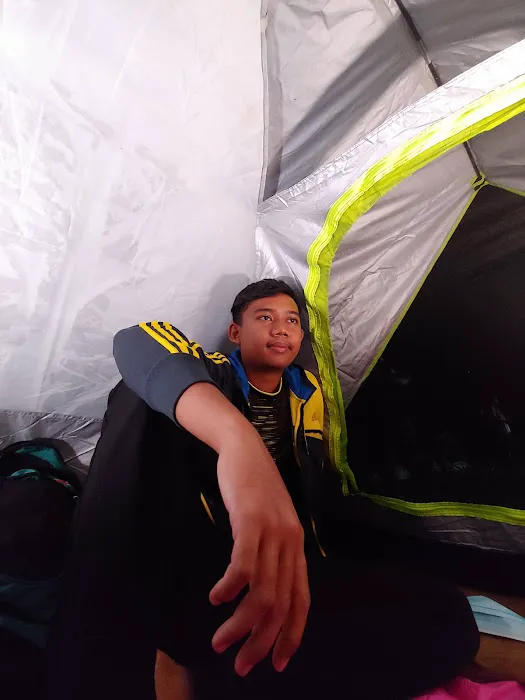Udin Base Camp Picture 10
