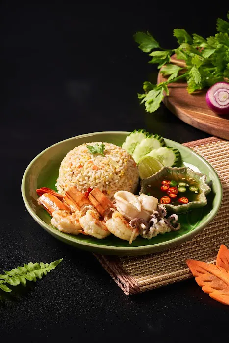 Mae Nam Thai by The River @ Amverton Cove Picture 3