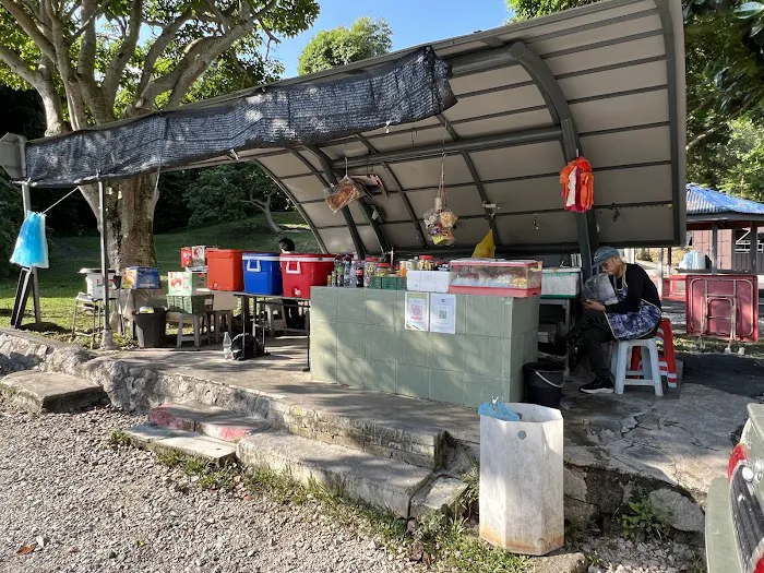 Jugra Hill Fruits & Drinks Stall Picture 2