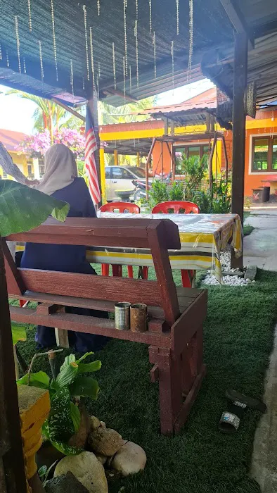 Nasi Lemak Anis Picture 5
