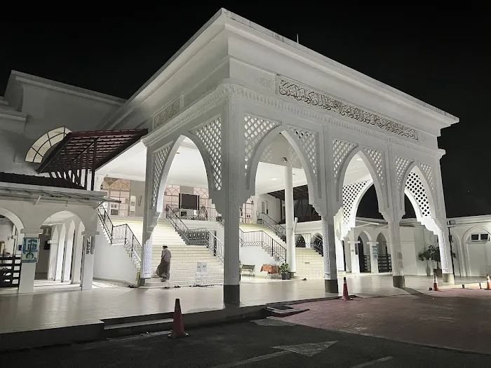 Tengku Kelana Jaya Petra Mosque Picture 2