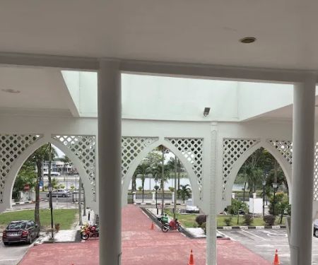 Tengku Kelana Jaya Petra Mosque