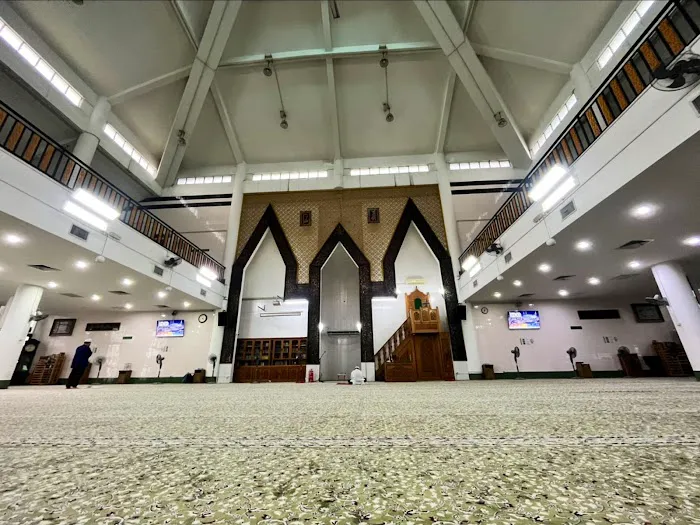 Al-Hidayah Kelana Jaya Mosque Picture 2