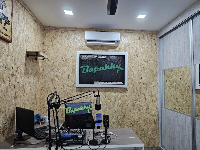 Bapakku.FM - Konti Gombak (Club My Friend) Picture 5