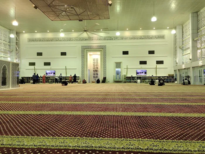 Ara Damansara Mosque Picture 3