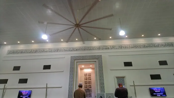 Ara Damansara Mosque Picture 2