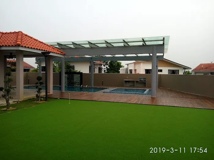 Banyan Close Community Park Picture 2