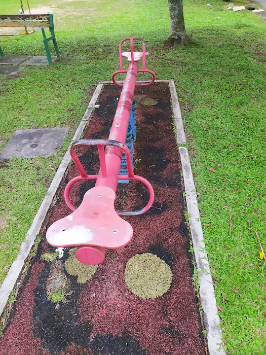 Taman Desa Sri Bayu Playground 2 Picture 3