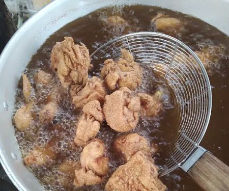 Mama Dell Fried Chicken