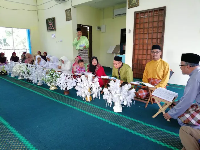 Surau Al-Ibroh Picture 2