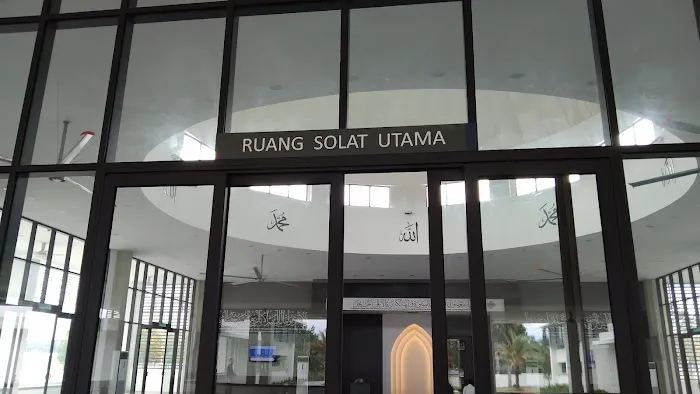 PROTON Mosque Picture 8