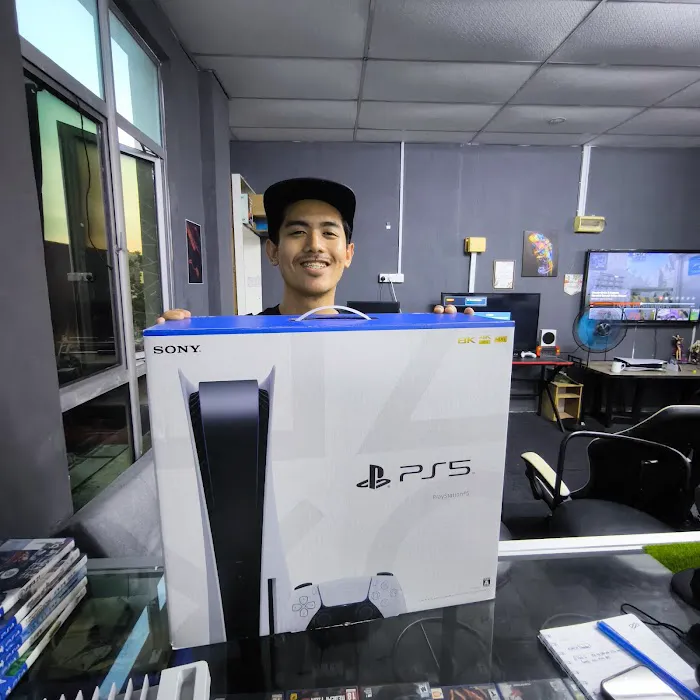 Gamers Den MY Picture 2