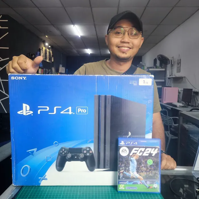 Gamers Den MY Picture 7