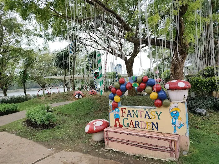 Fantasy Garden Picture 1