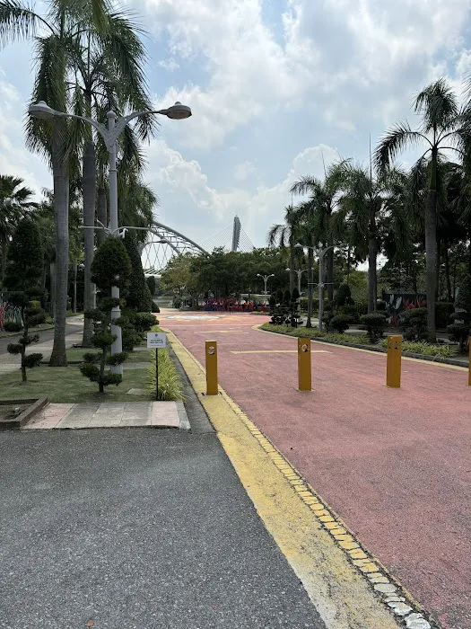 Fantasy Garden Picture 7
