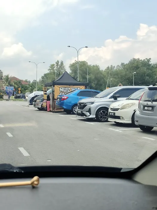 MUIZ HOT CHICKEN SEMENYIH Picture 4