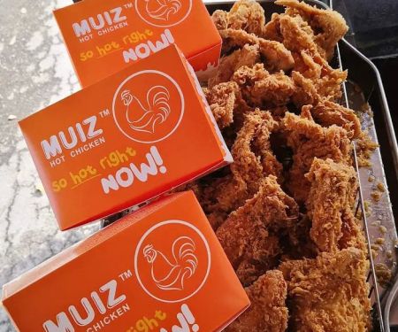 MUIZ HOT CHICKEN SEMENYIH