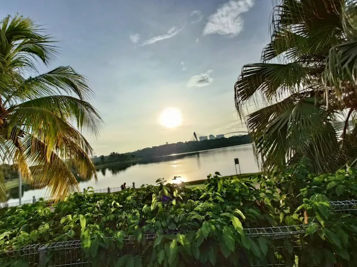 Cyberjaya Lakeside Picture 10
