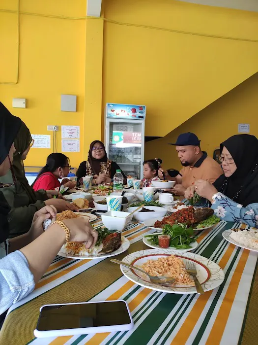Cafe Dapur Koi Picture 6