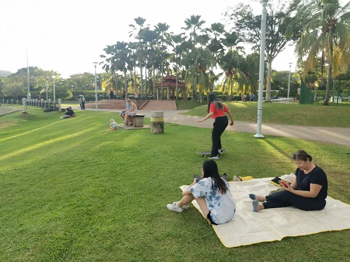 Perdana Lakeview sunrise lookout Picture 10