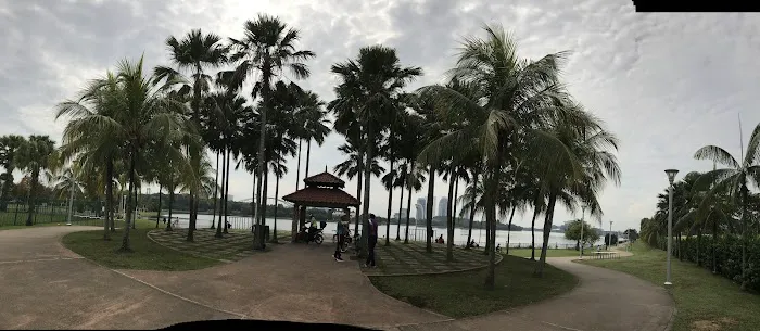 Gazebo Lakeview Picture 1