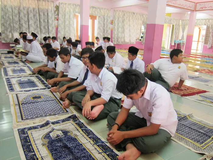 Surau As Syifa SMKBBST Picture 6