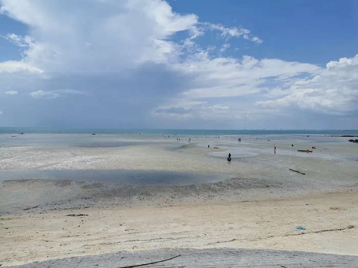Pantai Lagun Biru Picture 2