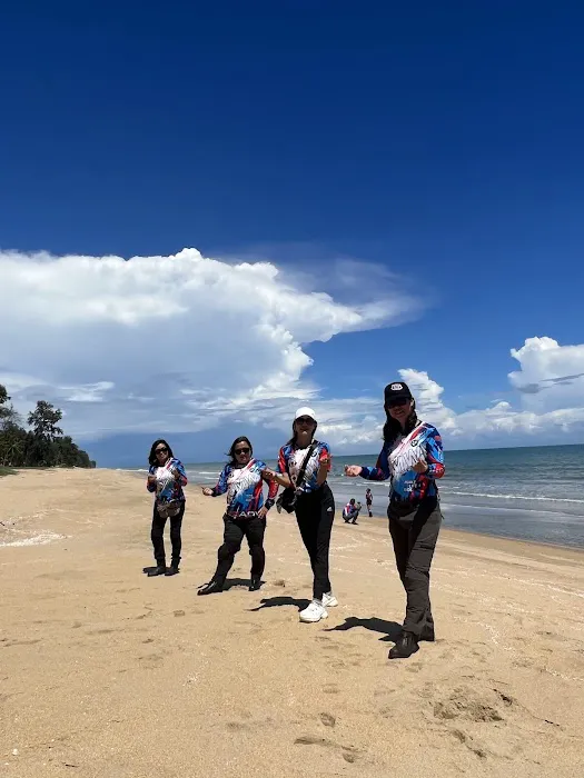 Pantai Peranginan Kelulut Picture 4