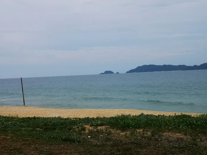 Pantai Peranginan Kelulut Picture 2