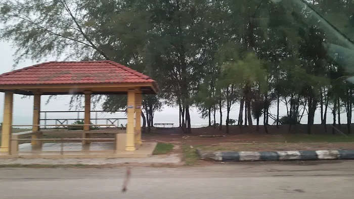 Pantai Peranginan Kelulut Picture 7