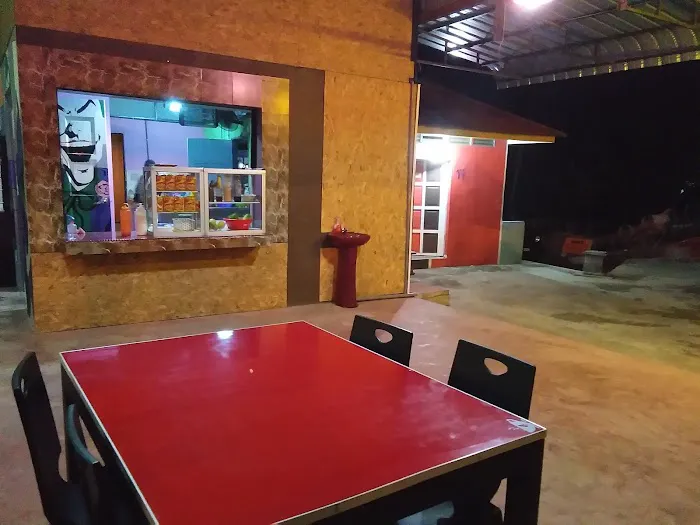NauRa Bistro Picture 9