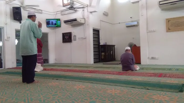 Surau Balai Islam Taman Ixora Picture 3