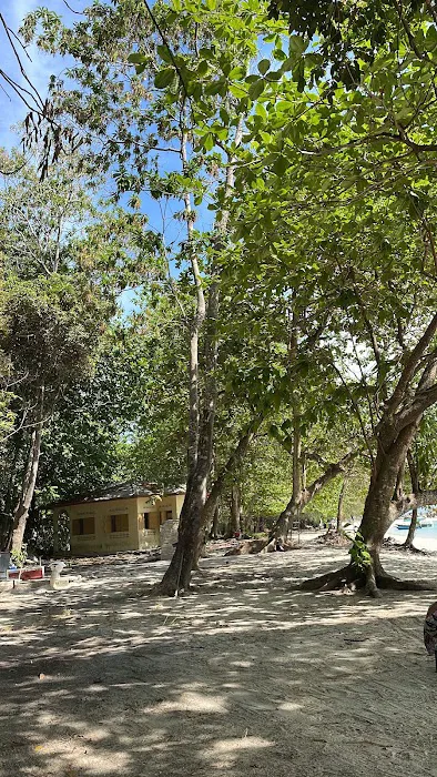 Teluk Keke campsite Picture 2