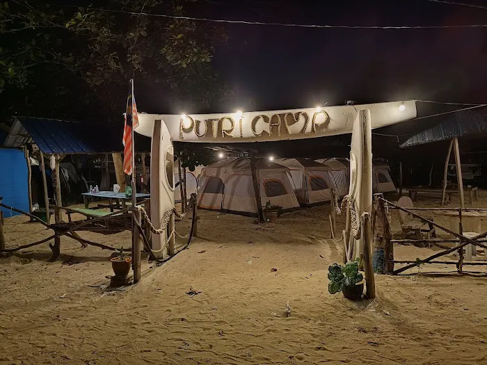 Putri Camp Picture 2