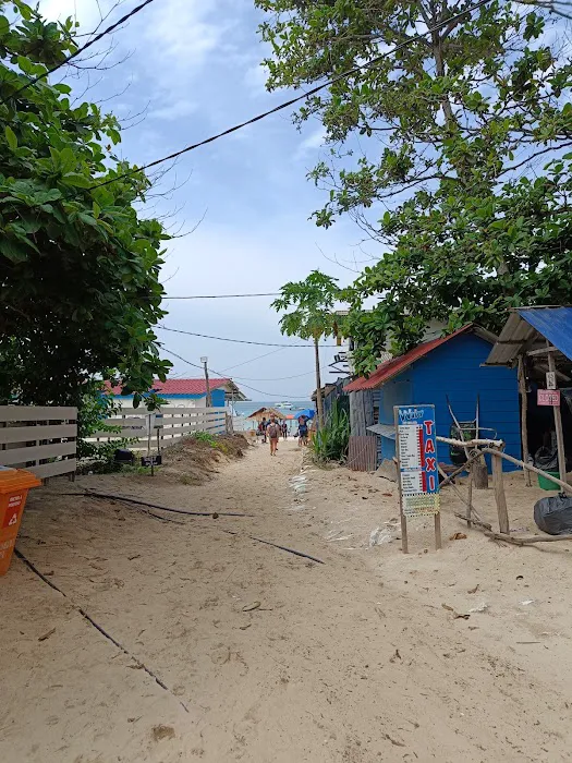Putri Camp Picture 3
