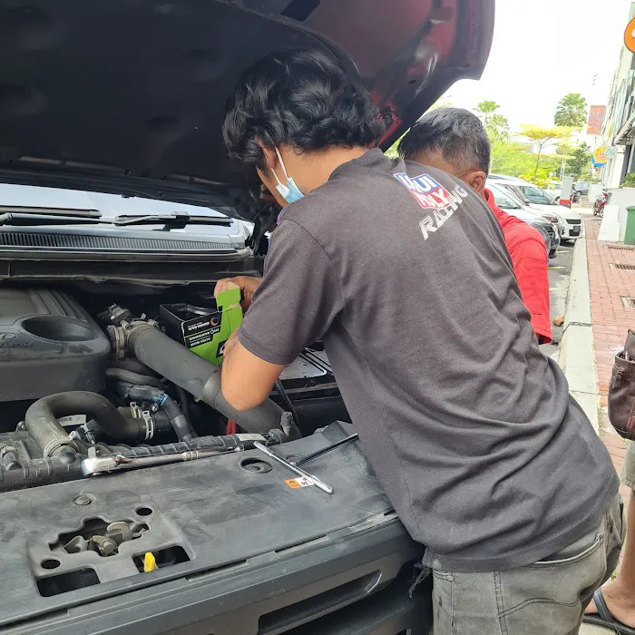 My Car Battery Trading (Equine Park) Picture 2