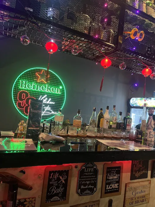 98 Kitchen + Bar Picture 4