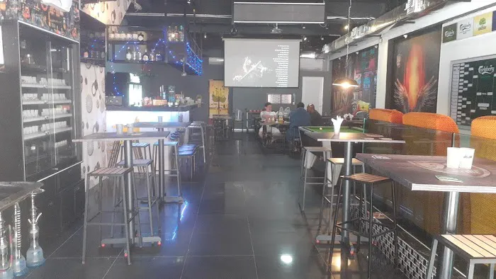 98 Kitchen + Bar Picture 6