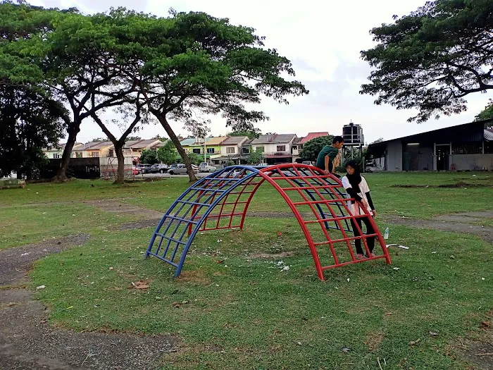 Taman Permainan Cenderawasih Picture 3
