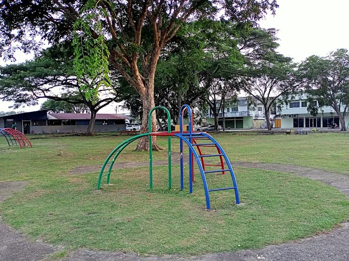 Taman Permainan Cenderawasih Picture 8