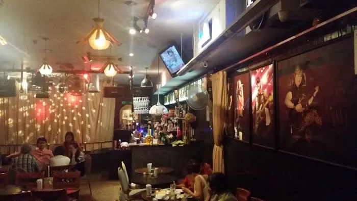 Rokaro Cafe Picture 8